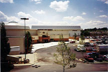 The Plaza and The Court at King of Prussia - click to enlarge